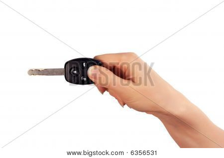 Mano con chiave auto