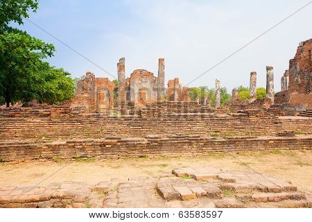 View Of Wat Phra Si Sanphet In Ayutthaya Thailand