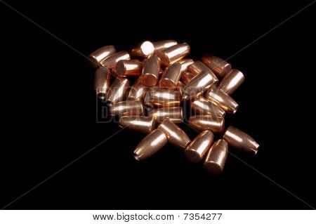9 Mm mermi siyah