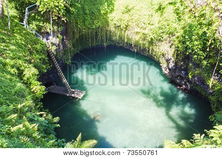 To Sua Ocean Trench
