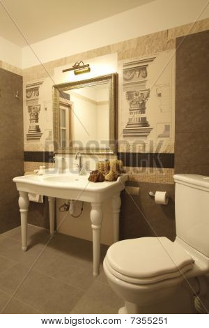 interno di una stanza da bagno