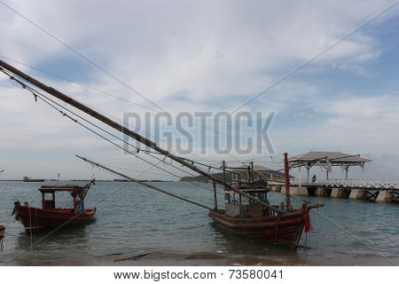 boat,sunlight