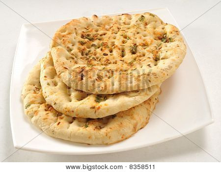 Česnek Naan