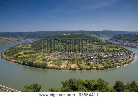 Great Bow Of The Rhine River