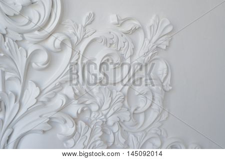 Luxury white wall design bas-relief with stucco mouldings roccoco element