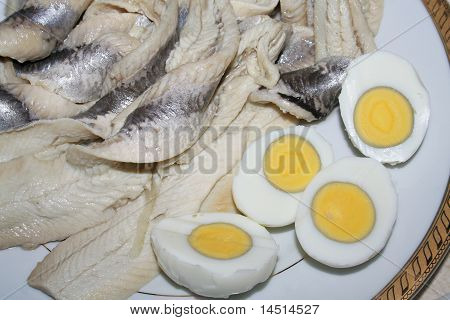 食品卵と魚