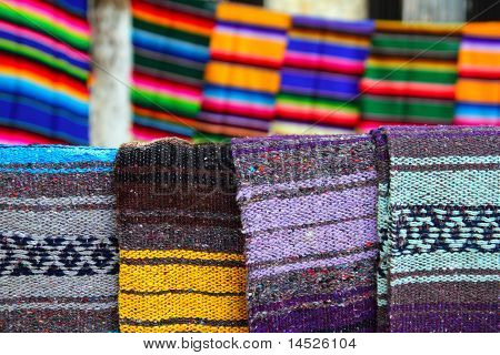 Serape 멕시코 담요 화려한 패턴