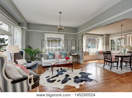 Elegant Gray Living Room With Nice Interior Design