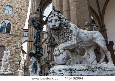 Medici Lionat The Loggia Dei Lanzi, Florence
