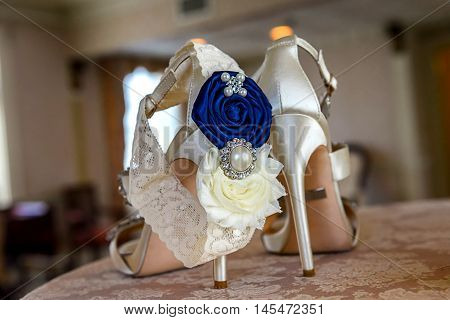 White High Heel Women Shoes And Garter