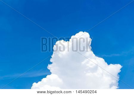 blue sky with cloud closeup Blue sky with clouds background blue sky background with tiny clouds Sky daylight. Natural sky composition. Element of design.