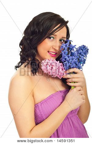 Linda mujer Holding Jacinto