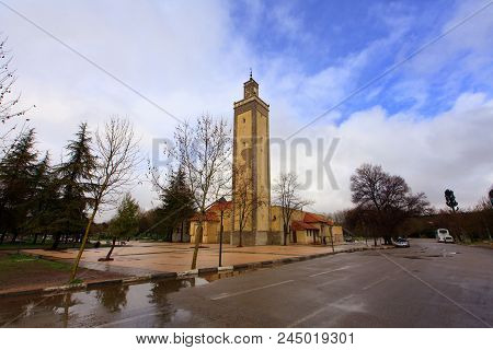 Ifrane, Morocco : Beautiful View Of A Mosque On A Rainy Day