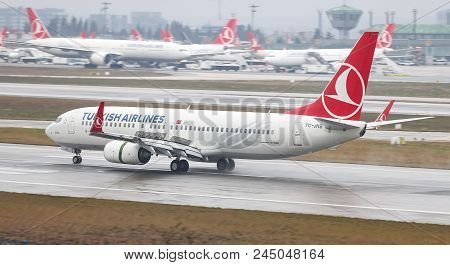 Airplane Landing To Airport