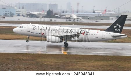 Airplane Landing To Airport