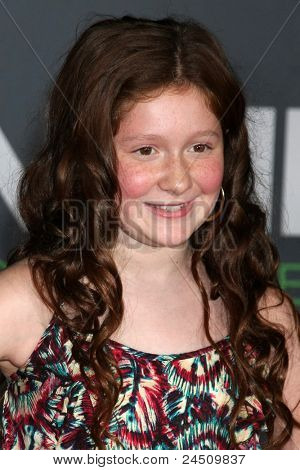LOS ANGELES - okt 20: Emma Kenney ankommer til 