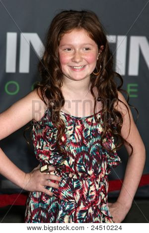 LOS ANGELES - okt 20: Emma Kenney ankommer til 