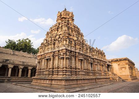 Brihadishvara Temple An Unesco World Heritage Site Known As The Great Living Chola Temples, Thanjavu
