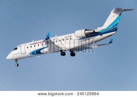 Bombardier Crj-200Er Vq-bsa Airline Yamal
