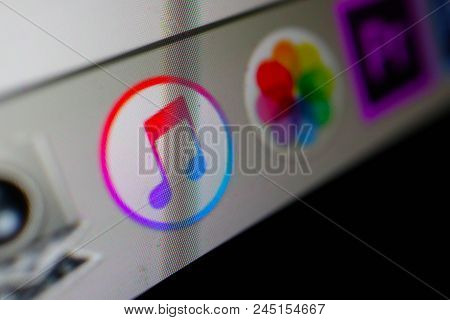 Greece, Kavala - January 15, 2018:  Itunes Application Icon In A Dock On A Screen  Of Macbook, Close