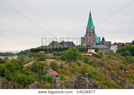 Вид на церковь София в Стокгольме