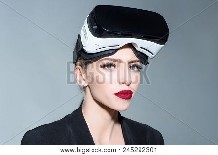 Virtual Reality. Beautiful Woman In Virtual Reality Headset. Attractive Girl With Makeup In Virtual 
