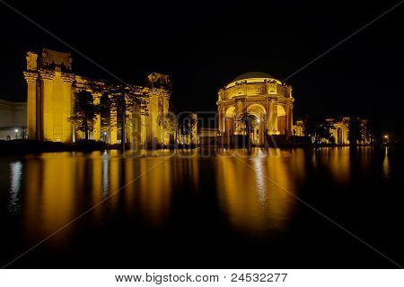 San Francisco Palace Of Fine Arts éjjel