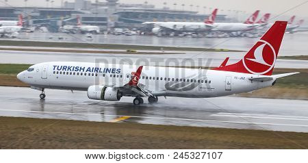 Airplane Landing To Airport