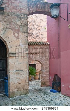 Pueblo Espanol Historic Architecture Details