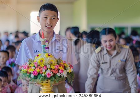 Kanchanaburi Thailand - June 14 : Unidentified Students Decorate Pedestal Tray And Flower For Give T
