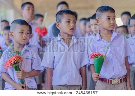Kanchanaburi Thailand - June 14 : Unidentified Students Decorate Pedestal Tray And Flower For Give T