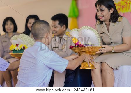 Kanchanaburi Thailand - June 14 : Unidentified Students Decorate Pedestal Tray And Flower For Give T