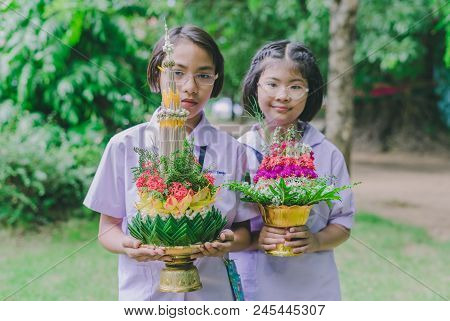 Kanchanaburi Thailand - June 14 : Unidentified Students Decorate Pedestal Tray And Flower For Give T