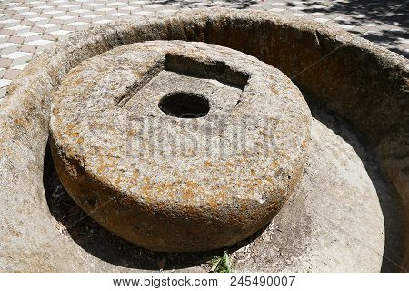 Seten Stone, Large Carved Stone Mill To Grind Flour And Bulgur,
Carved Stone Mill,