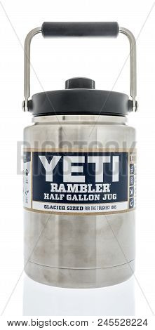 Winneconne, Wi - 16 June 2018: A Yeti Rambler Half Gallon Jug Glacier Sized On An Isolated Backgroun