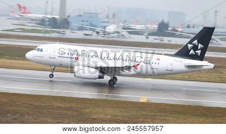 Airplane Landing To Airport