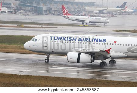Airplane Landing To Airport