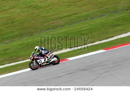 SEPANG, MALAYSIA - 22. oktober: Moto2 rytter Alex Espargaro spurter efter tur 2 i løbet af den kvalificerende