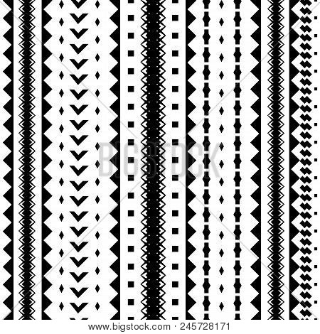 Geometric Seamless Pattern. Abstract Line Geometry Decor Wallpaper. Retro Fabric Design.