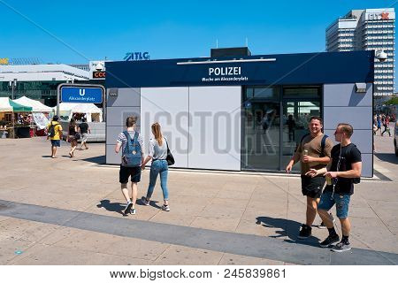 Berlin, Germany - June 09, 2018: Mobile Police Station And Passers-by On Alexanderplatz In Berlin. T