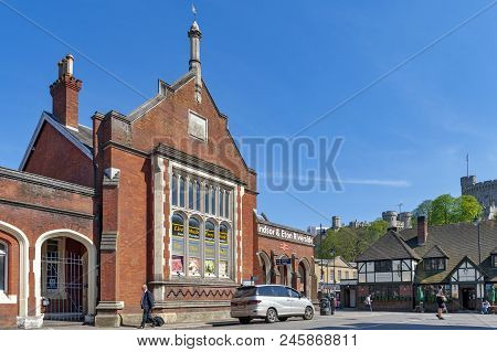 Berkshire, Uk - April 2018: Historic Building Of Windsor & Eton Riverside Station, The Railway Termi