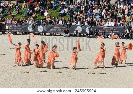 Show Of The Birthday Of Rome