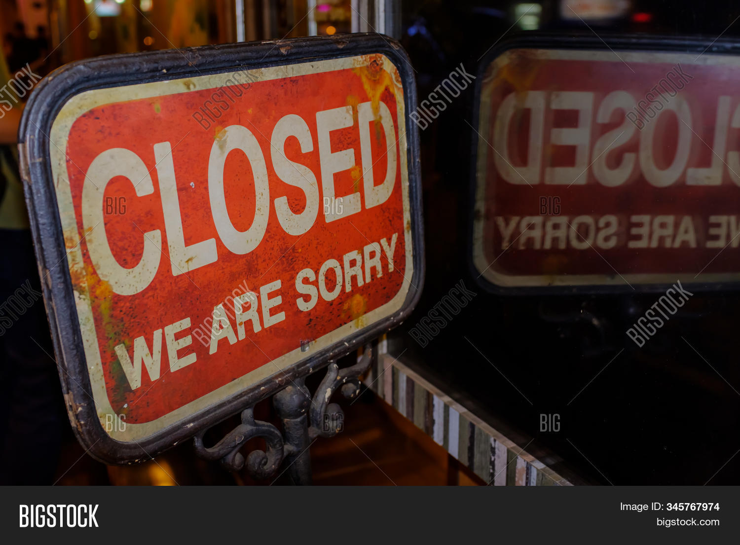 Sign On Closed Shop Image & Photo (Free Trial) Bigstock