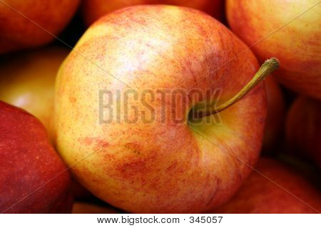 Гала Apple