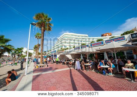 Canary Island Tenerife, Spain - 26 Dec, 2019: The Boulevard With Terraces Near The Beach Called Play