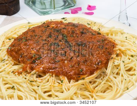 En tallerken med Spaghetti Bolognese