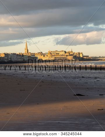 The Morning Light On The Plage Du Sillon And Walled City. Saint Malo , France, Ille Et Vilaine, Emer
