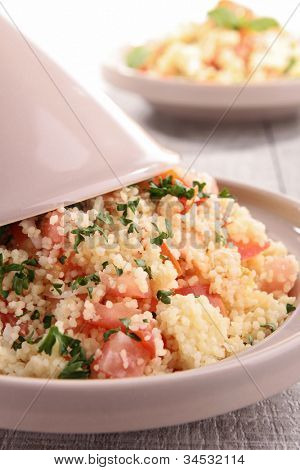 tagine, insalata di cous cous con verdure