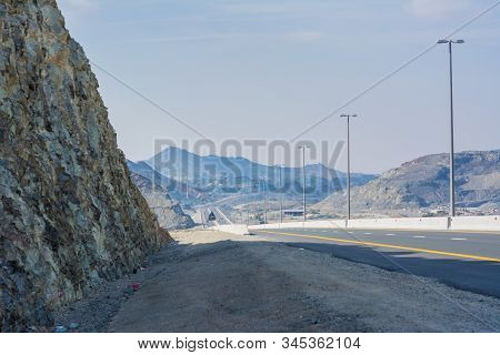 New Road Between Sharjah And Khor Fakkan.