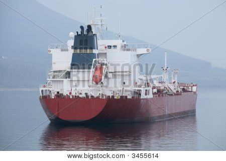 Tanker rosso